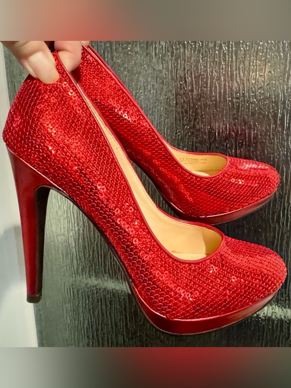 Cole Haan Red Sequin/Round Toe Stiletto 4” Pumps/Size 6.5/NWOT! Nike Air Comfort